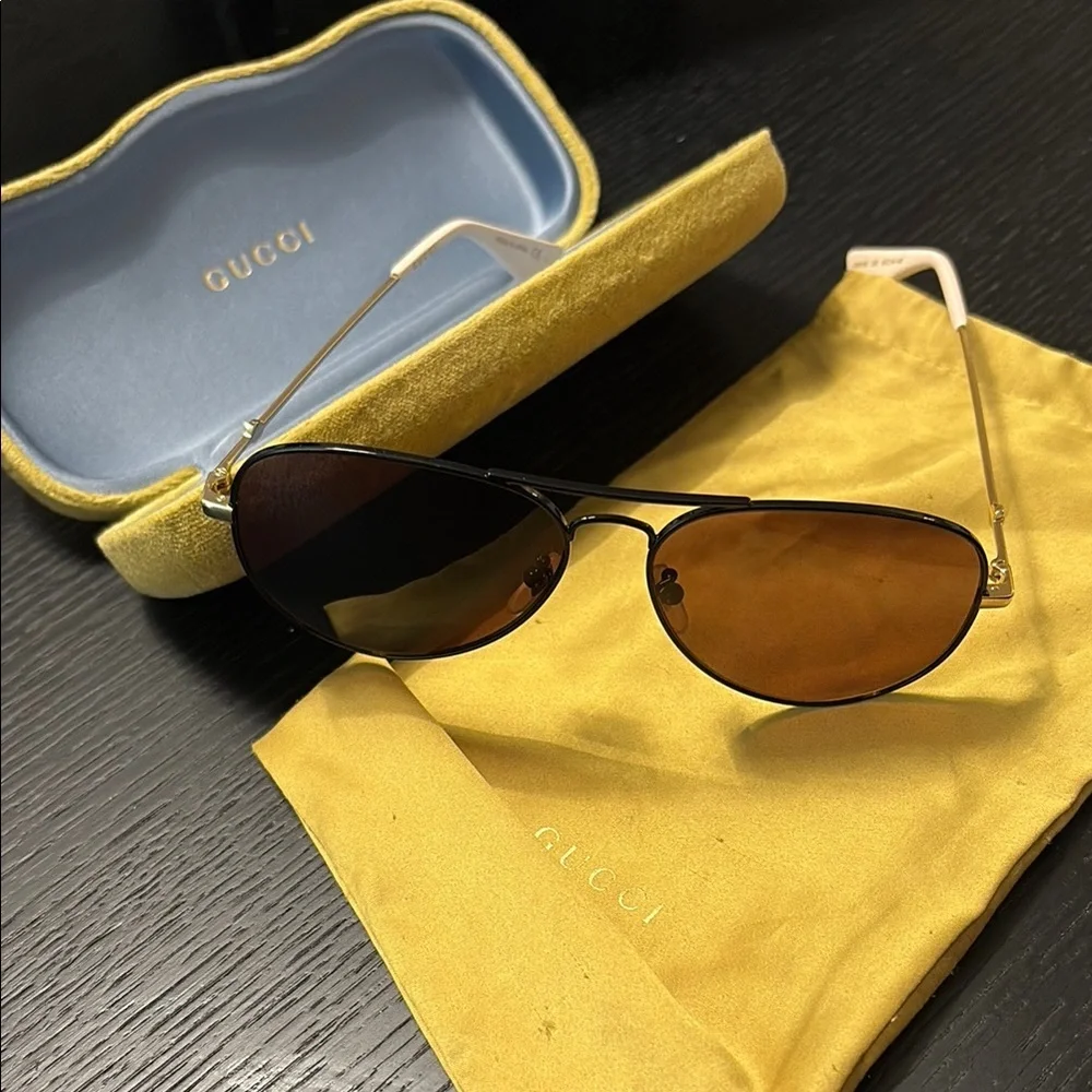 Gucci Gold and Brown Sunglasses